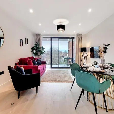 Luxury Harrow Wembley Apartment Exterior photo