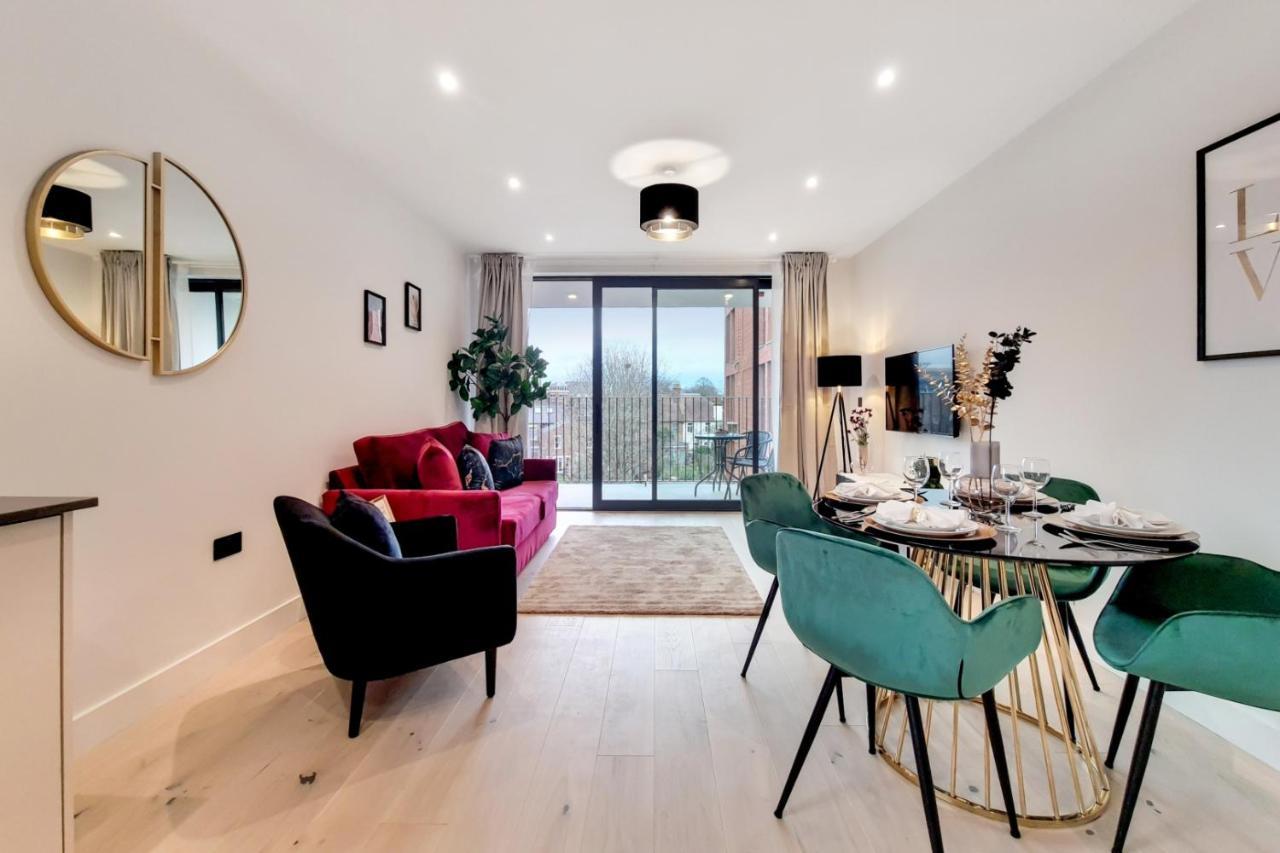 Luxury Wembley Апартаменты